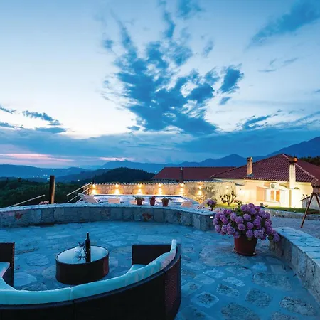 펜션 Three-bedroom In Radovcici *