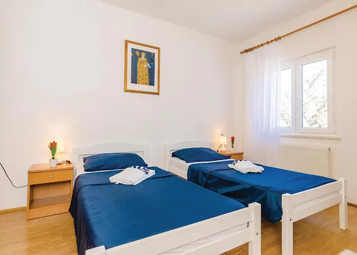 度假居 Three-bedroom In Radovcici Radovici