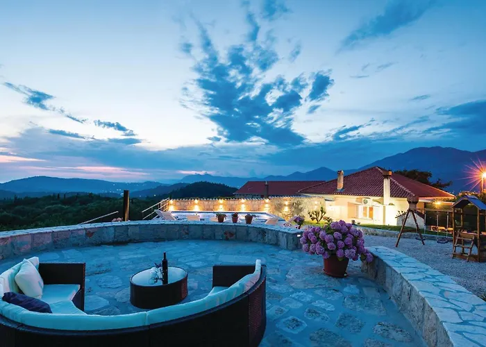 度假居 Three-bedroom In Radovcici *