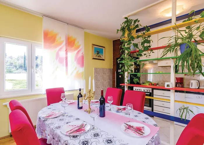 度假居 Three-bedroom In Radovcici Radovici